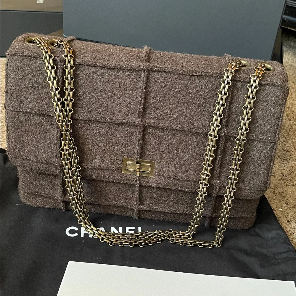 Chanel Chocolate Bar Mademoiselle Brown Flap Bag Quilted Wool Jumbo - Picture 3 of 13